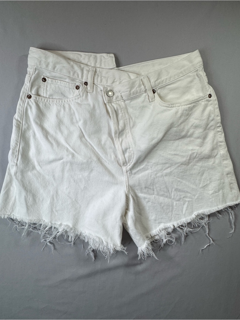 AGOLDE Criss Cross Waist White Frayed Hem Women's Denim Shorts Sz 30